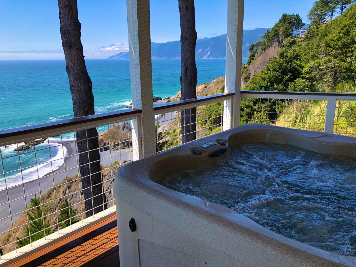Amazing Oceanview 2 Bedroom Oceanfront! By Oceanviewhottubs Shelter Cove, Ca Tesla Ev Station Ngoại thất bức ảnh