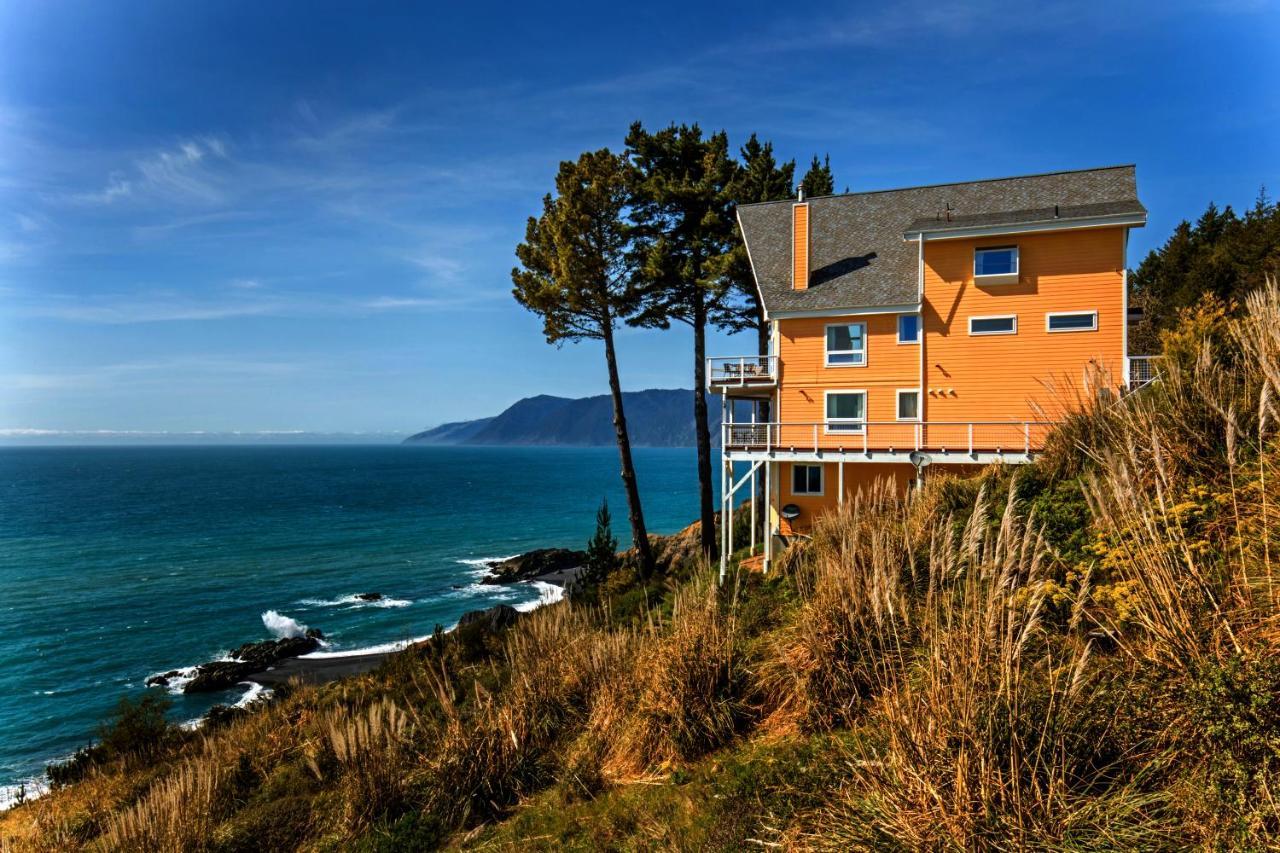 Amazing Oceanview 2 Bedroom Oceanfront! By Oceanviewhottubs Shelter Cove, Ca Tesla Ev Station Ngoại thất bức ảnh