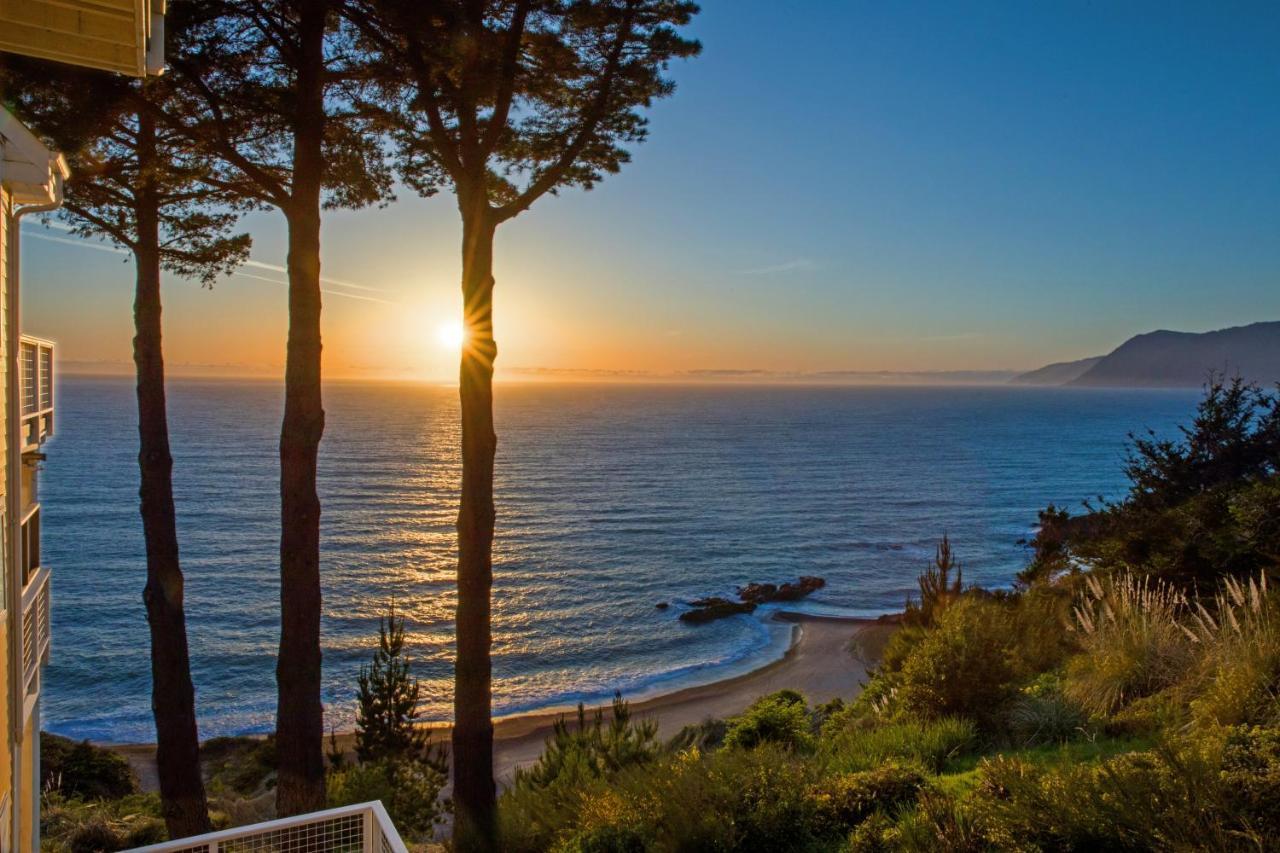 Amazing Oceanview 2 Bedroom Oceanfront! By Oceanviewhottubs Shelter Cove, Ca Tesla Ev Station Ngoại thất bức ảnh