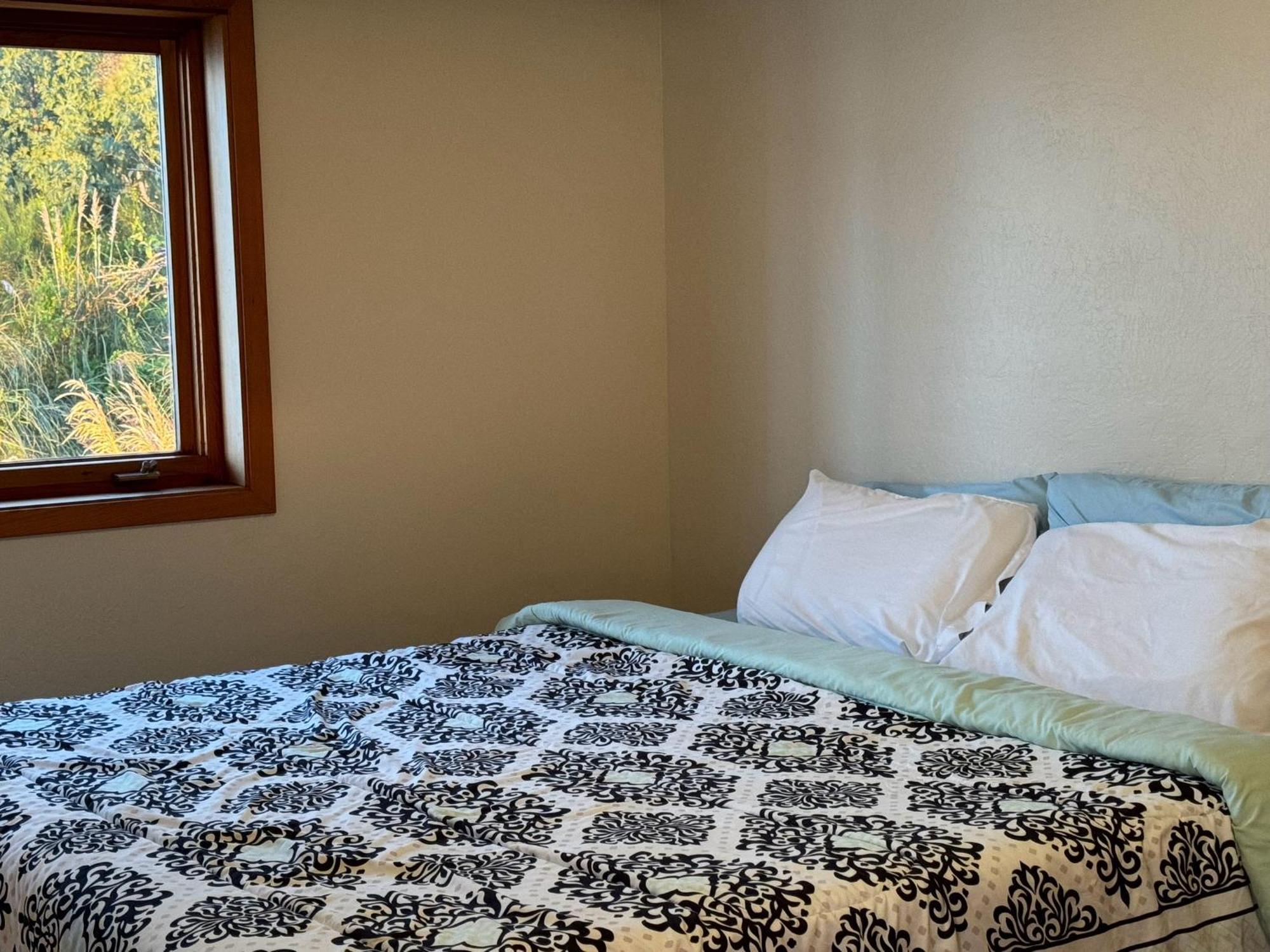 Amazing Oceanview 2 Bedroom Oceanfront! By Oceanviewhottubs Shelter Cove, Ca Tesla Ev Station Ngoại thất bức ảnh